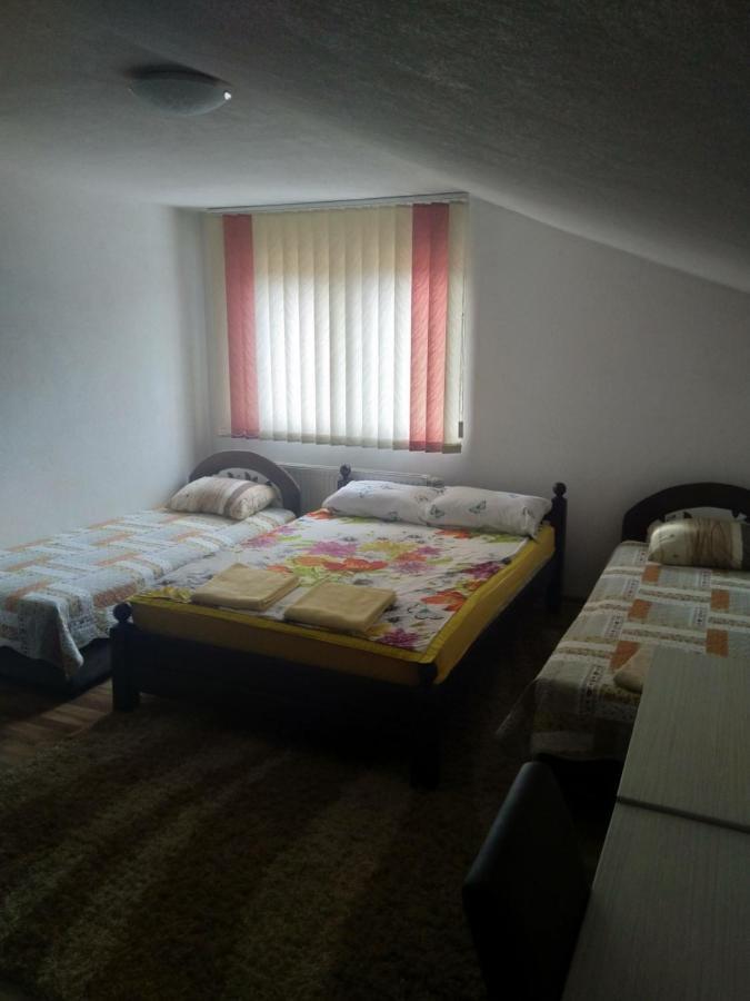Апартаменты Apartman Royal Зеница Экстерьер фото